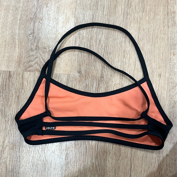 Jolyn Adrian top - Picture 2 of 5